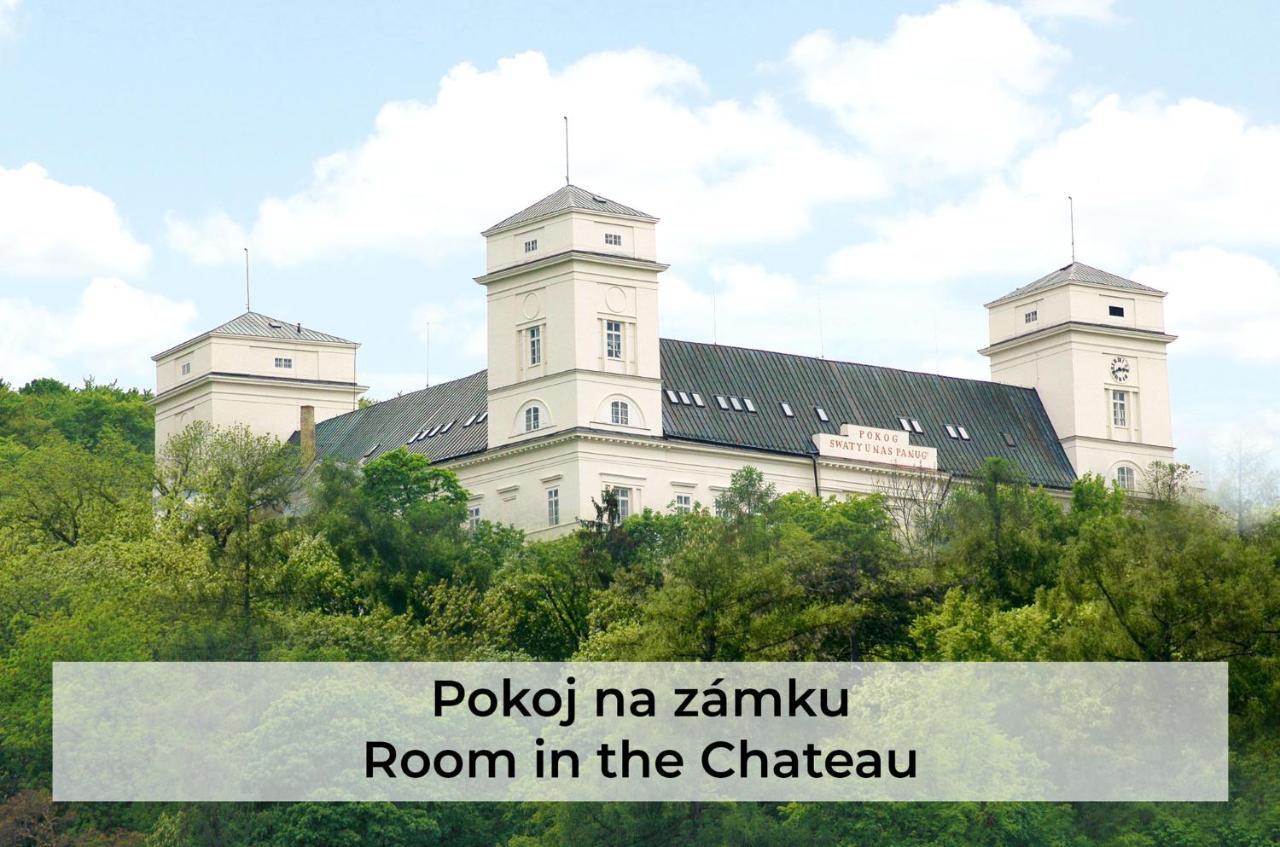 Zámek Račice Hotel Exterior foto